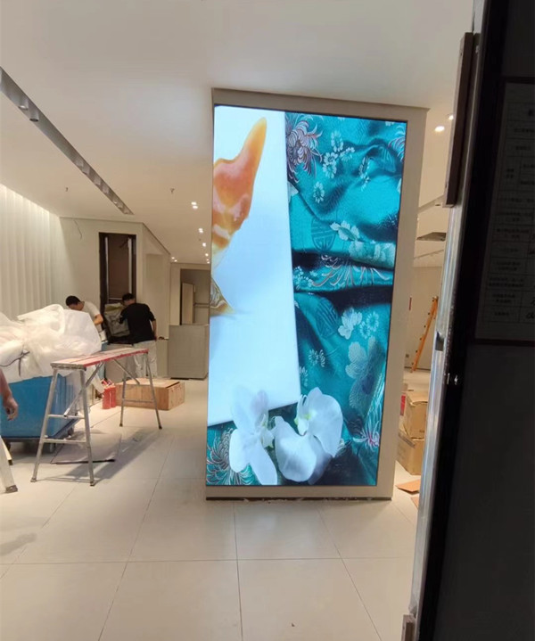 双塔商场门店转角LED显示屏